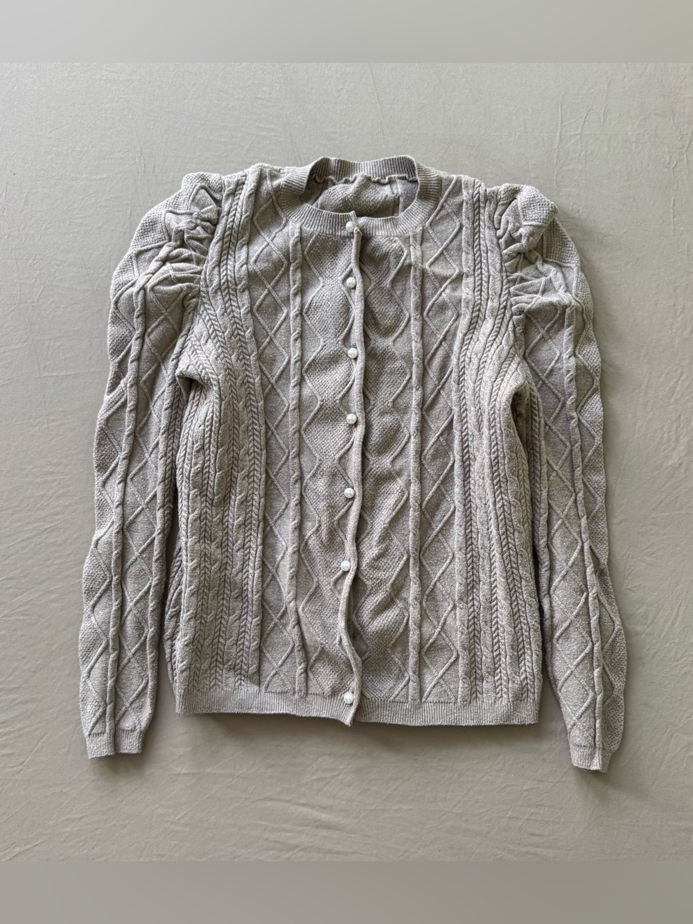 pearl button puff-sleeve cable-knit cardigan